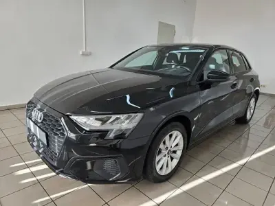 Gebraucht Audi A3 Basis 150 PS (110 kW) 2023 Schwarz Limousine