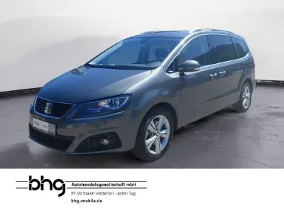 Gebraucht Seat Alhambra XCELLENCE 150 PS (110 kW) 2022 Grau Van / Kleinbus