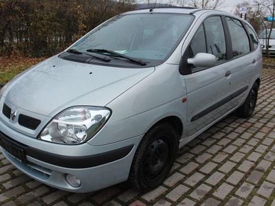 Gebraucht Renault Scénic 107 PS (78 kW) 2000 Silber Van / Kleinbus