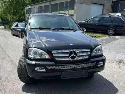 Gebraucht Mercedes ML400 250 PS (183 kW) 2004 Schwarz SUV