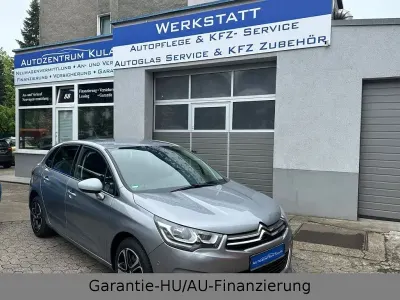 Gebraucht Citroën C4 SELECTION 131 PS (96 kW) 2015 Silber Limousine