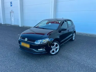 Usata VW Polo R-line 90 CV (66 kW) 2015 Nero Utilitaria