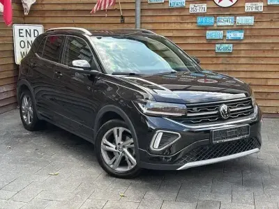 Gebraucht VW T-Cross R-line 150 PS (110 kW) 2024 Schwarz SUV