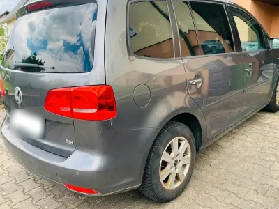 Gebraucht VW Touran 140 PS (102 kW) 2011 Van / Kleinbus