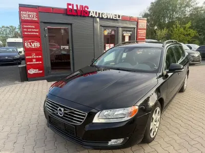 Gebraucht Volvo V70 Kinetic 114 PS (83 kW) 2013 Schwarz Kombi