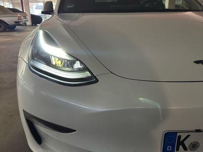 Gebraucht Tesla Model 3 Long Range AWD 366 kW (498 PS) 2021 Weiß Limousine