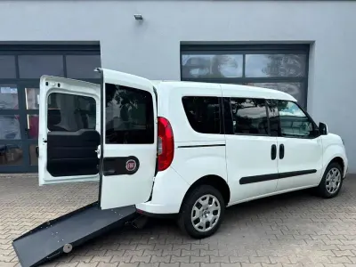 Gebraucht Fiat Doblò 95 PS (69 kW) 2015 Colore esterno (weiß) Van / Kleinbus