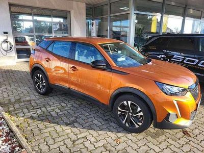 Gebraucht Peugeot 2008 Active 101 PS (74 kW) 2022 Orange SUV