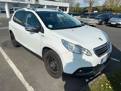 Gebraucht Peugeot 2008 Style 110 PS (80 kW) 2016 Weiß SUV