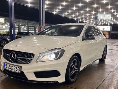 gebraucht Mercedes A180 AMG Line