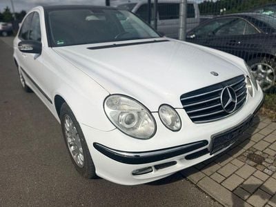 Mercedes E240