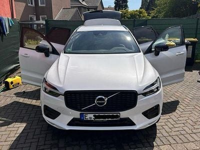 Weiß Gebraucht 2021 Volvo XC60 R-Design SUV | 33.900 € (Guter Preis)