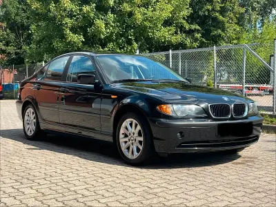 Gebraucht BMW 320 150 PS (110 kW) 2003 Schwarz Limousine