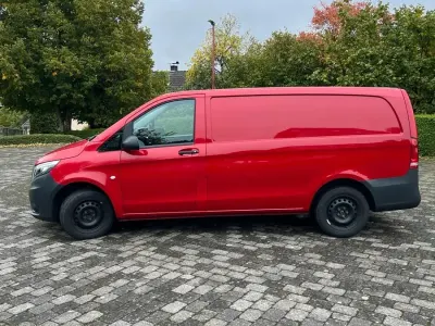 Gebraucht Mercedes Vito 163 PS (119 kW) 2017 Rot Van