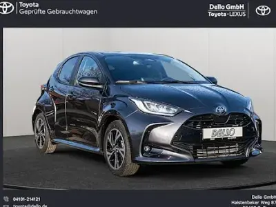 Neu Toyota Yaris Hybrid 116 PS (85 kW) 2026 Grau Limousine