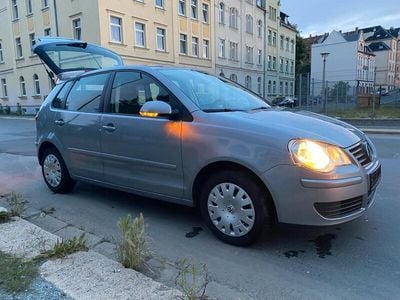 VW Polo