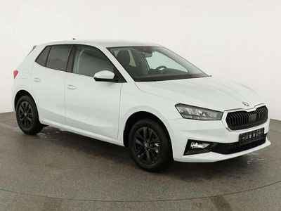 Neu Skoda Fabia Selection 116 PS (85 kW) 2025 Moon white metallic Kleinwagen