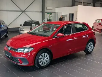 Usata VW Polo 80 CV (58 kW) 2022 Rosso Utilitaria