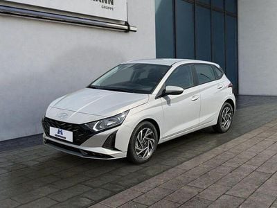 Gebraucht Hyundai i20 Trend 90 PS (66 kW) 2025 Grau Kleinwagen
