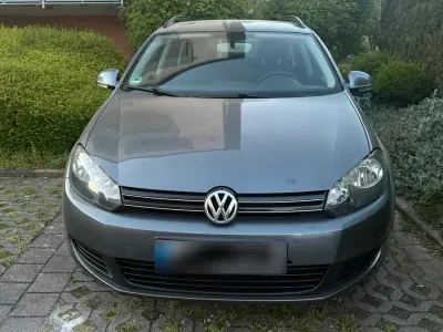Gebraucht VW Golf VI 122 PS (89 kW) 2010 Grau Kleinwagen