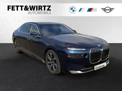 Gebraucht BMW 750e Comfort Edition 2025 Blau Limousine