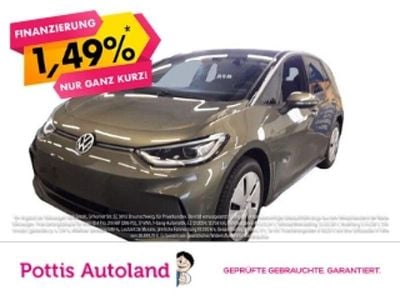 Gebraucht VW ID.3 Pro 150 kW (204 PS) 2023 Dark olivine green metallic Kleinwagen