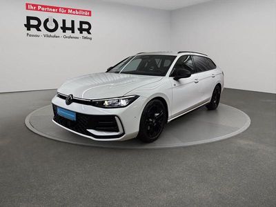 Usata VW Passat R-line 150 CV (110 kW) 2025 Bianco Station wagon