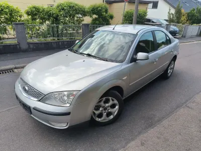 Gebraucht Ford Mondeo Ambiente 131 PS (96 kW) 2005 Silber Limousine