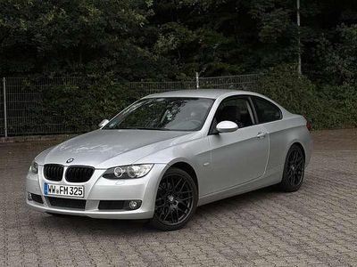 BMW 325