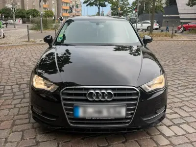 Gebraucht Audi A3 Design 150 PS (110 kW) 2015 Schwarz Limousine