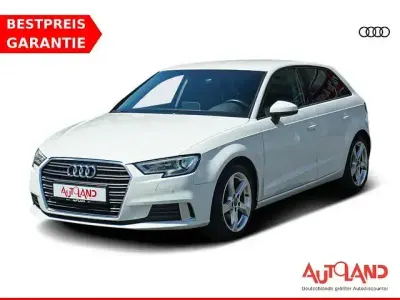 Gebraucht Audi A3 Sport 116 PS (85 kW) 2020 Weiß Limousine