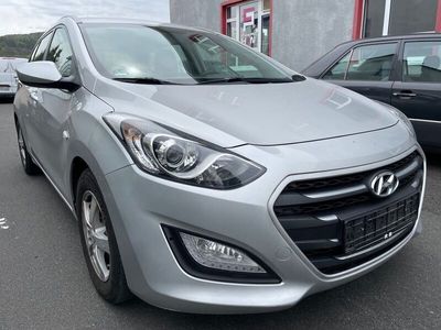 Gebraucht Hyundai i30 136 PS (100 kW) 2016 Grau Kombi