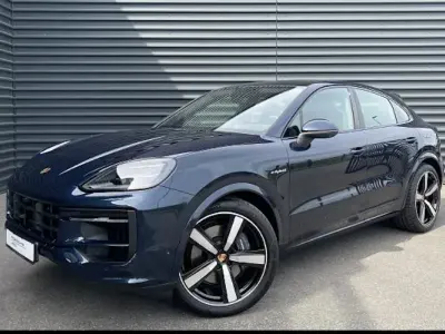 Gebraucht Porsche Cayenne E-Hybrid Coupe 470 PS (345 kW) 2025 Blau SUV
