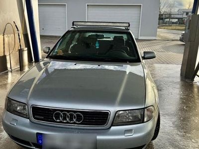 Silber Gebraucht 1999 Audi A4 Limousine | 3.900 €