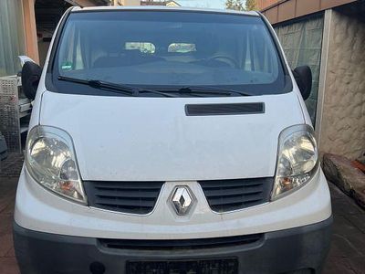 Gebraucht Renault Trafic 110 PS (80 kW) 2010 Weiß Van / Kleinbus