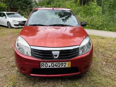 Gebraucht Dacia Sandero 75 PS (55 kW) 2009 Rot Limousine