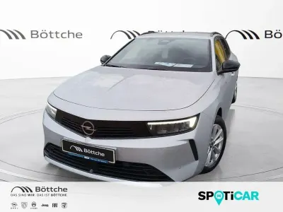 Neu Opel Astra Edition 131 PS (96 kW) 2025 Grau/typ aussenverkleidung metalliclackierung Kombi