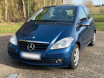 Gebraucht Mercedes A160 95 PS (69 kW) 2012 Blau Van / Kleinbus