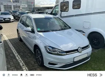 Gebraucht VW Golf VII Join 150 PS (110 kW) 2018 Silber Limousine