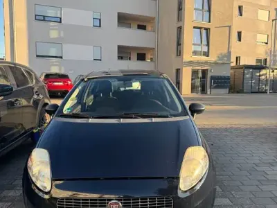 Gebraucht Fiat Grande Punto Active 65 PS (47 kW) 2009 Blau Kleinwagen