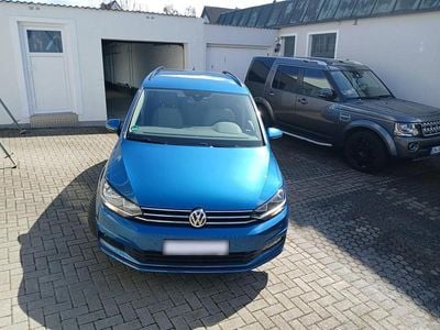 Gebraucht VW Touran 115 PS (84 kW) 2018 Blau Van / Kleinbus