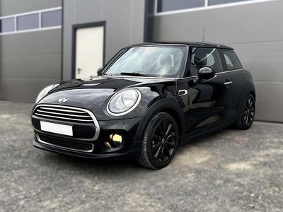 Gebraucht Mini ONE 102 PS (75 kW) 2017 Midnight black metallic Kleinwagen