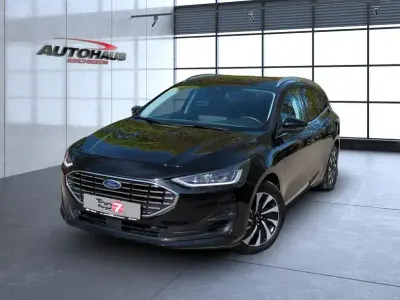 Gebraucht Ford Focus Titanium 125 PS (91 kW) 2024 Obsidianschwarz (metallic) Kombi