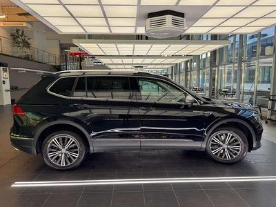 Second-hand VW Tiguan Highline 220 CP (161 kW) 2018 Negru SUV