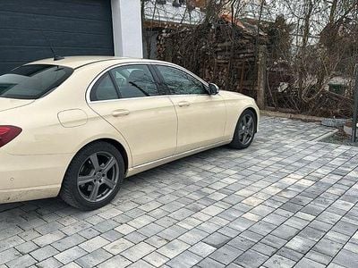Gebraucht Mercedes E350 286 PS (210 kW) 2019 Beige Limousine