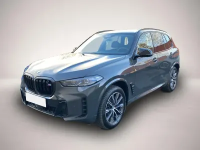 Gebraucht BMW X5 M Sport 530 PS (389 kW) 2024 Manufacturer SUV