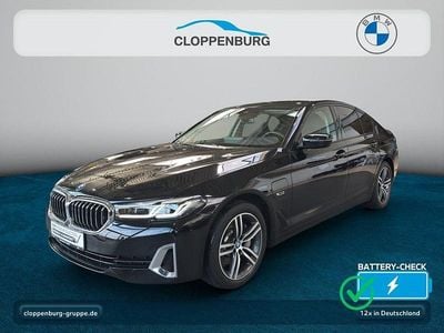 Gebraucht BMW 530e Luxury Line 292 PS (214 kW) 2022 Schwarz uni Limousine