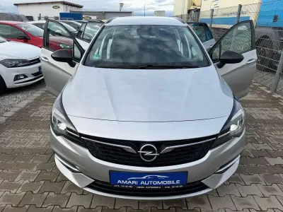 Gebraucht Opel Astra 122 PS (89 kW) 2021 Argonsilber/sovereign/switchbl Kombi