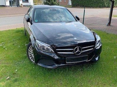 Gebraucht Mercedes C180 156 PS (114 kW) 2016 Schwarz Limousine