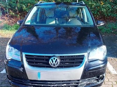 Schwarz Gebraucht 2009 VW Touran Van / Kleinbus | 2.850 € (Guter Preis)